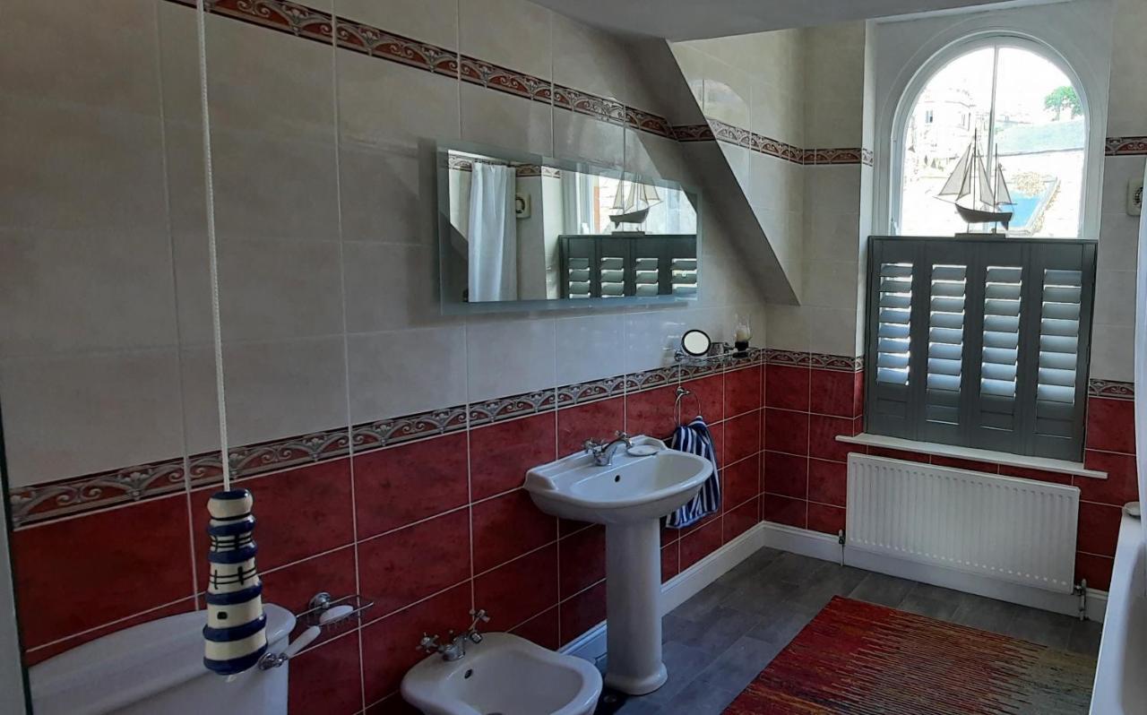Apartment Newly Refurbished 2nd Floor Lil Nauti