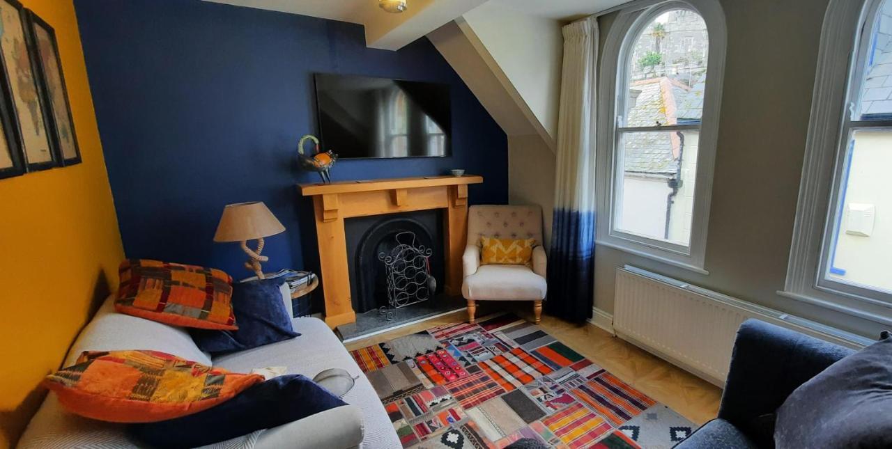 Apartment Newly Refurbished 2nd Floor Lil Nauti